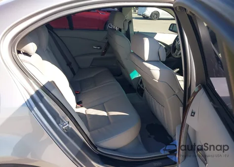 2007 BMW 530I из США, поврежденный, VIN WBANE73597CM56236